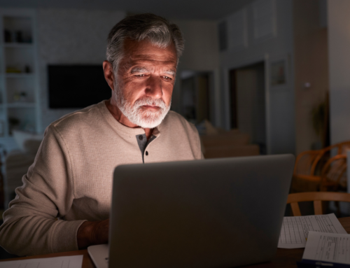 How to Protect Your Aging Relatives from Scammers